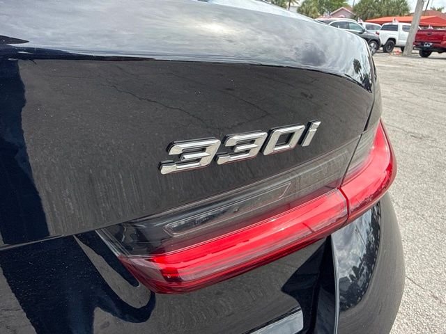 Used 2026 Black BMW 330i xDrive image 9