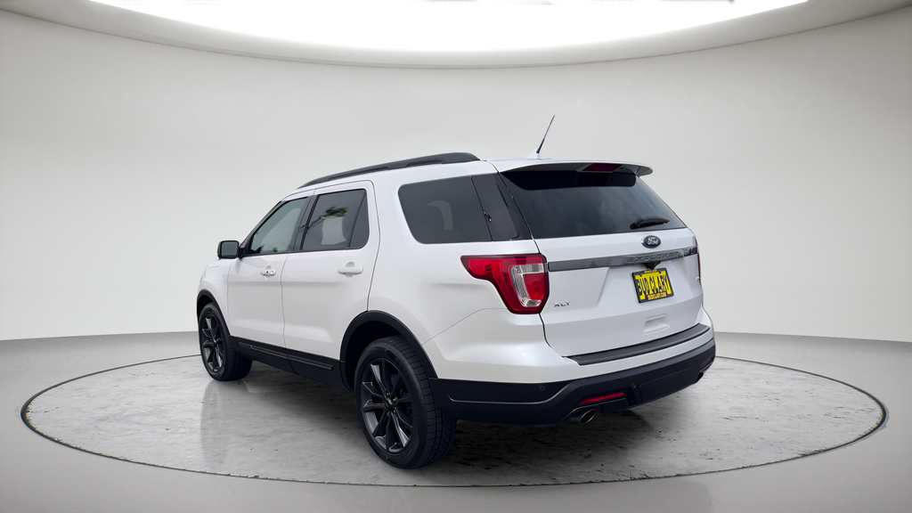 Used 2018 White Ford XLT image 9