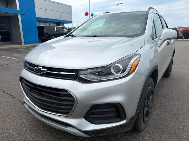 Used 2019 Chevrolet Trax LT with VIN KL7CJPSB5KB838708 for sale in Milan, MI