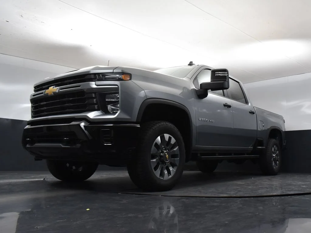 New 2026 Sterling Gray Metallic Chevrolet Custom image 31