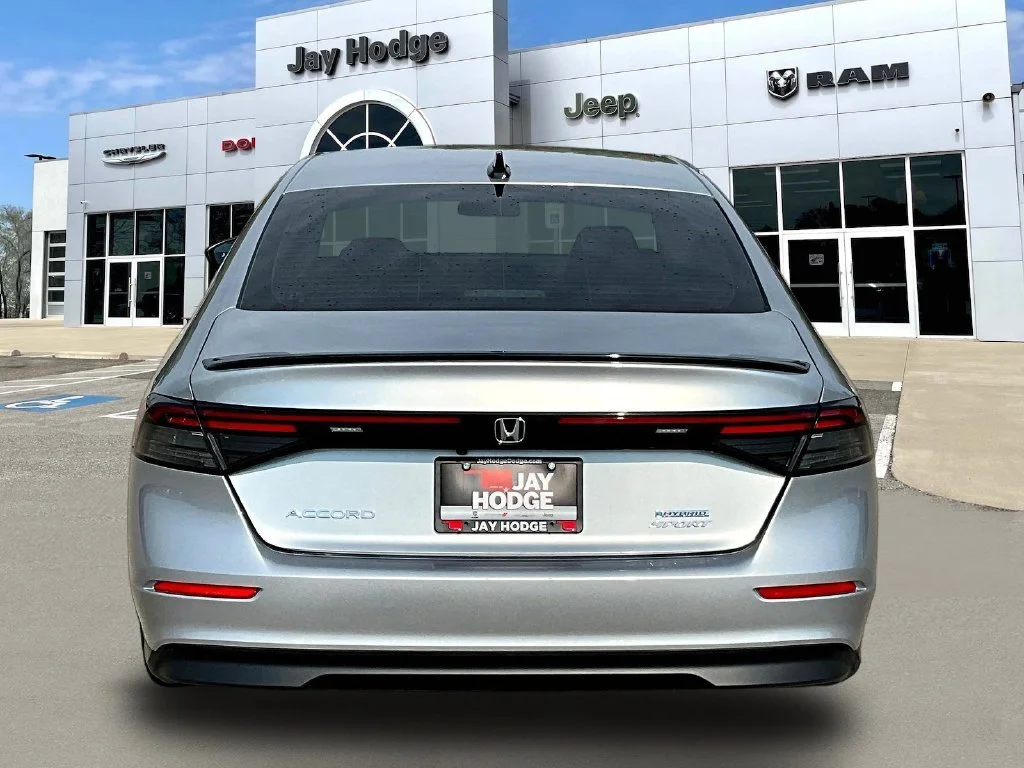 Used 2025 Silver Honda Sport image 7