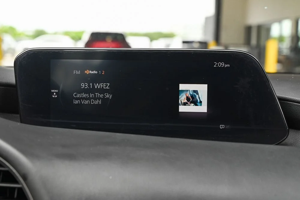 Used 2019 Blue Mazda Preferred image 21