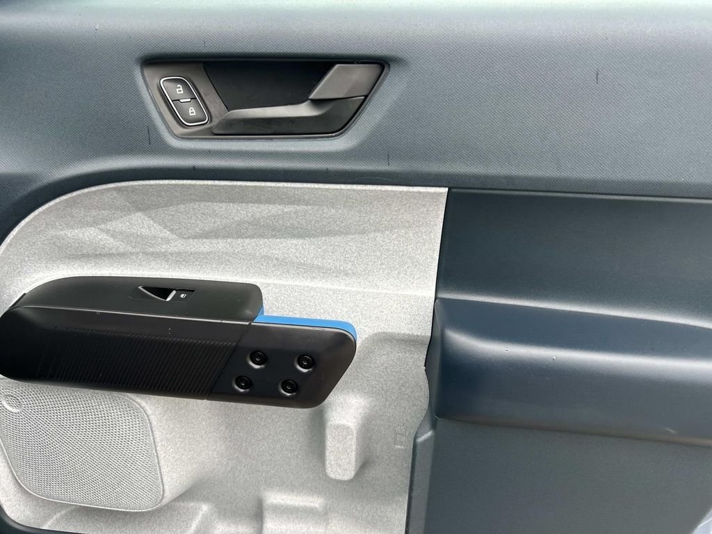 Used 2025 Azure Gray Metallic Ford XLT image 24