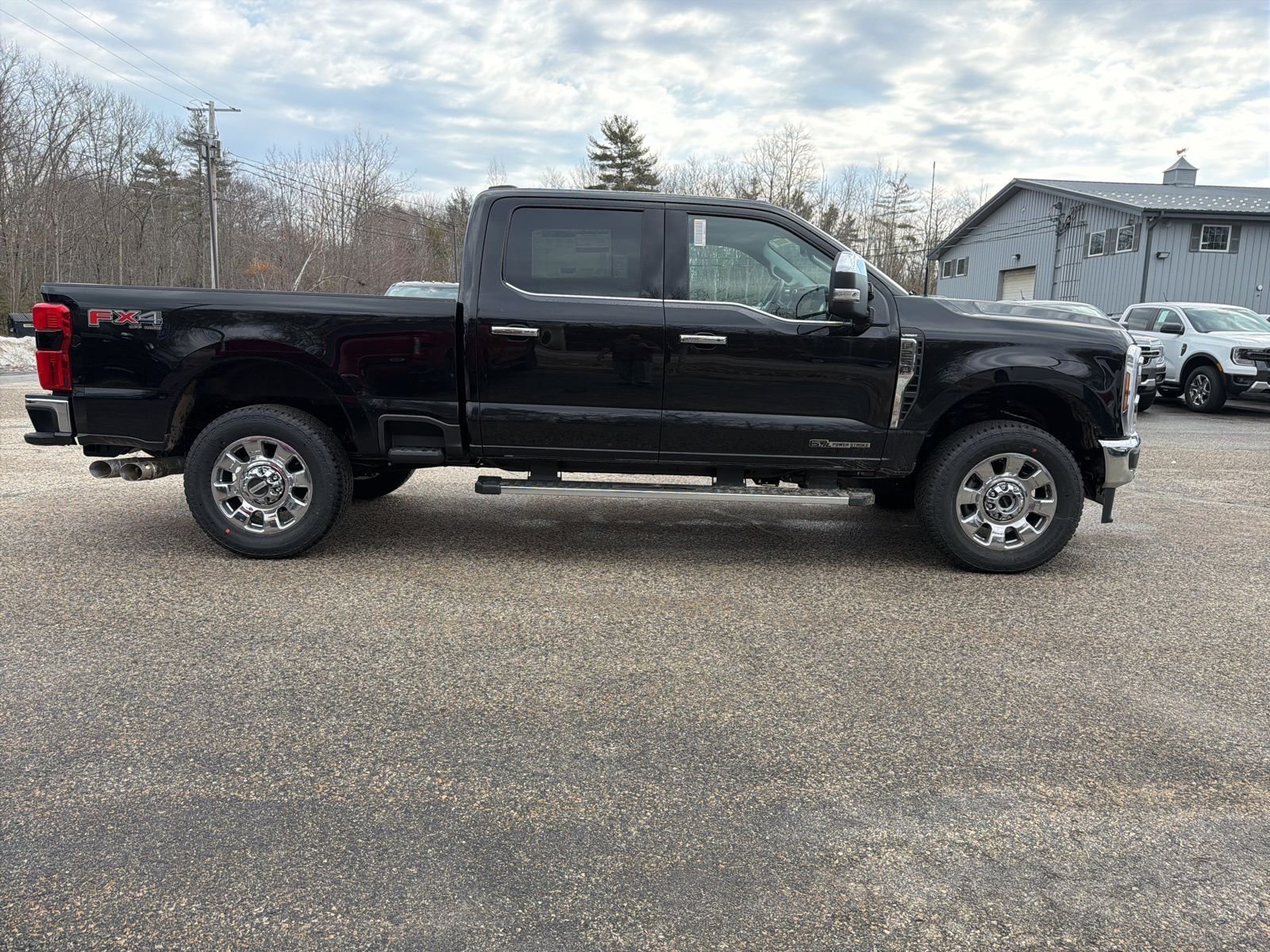 New 2026 Agate Black Metallic Ford F-250® Lariat® image 9