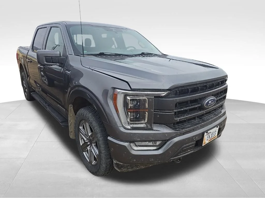 Used 2022 Gray Ford Lariat image 3