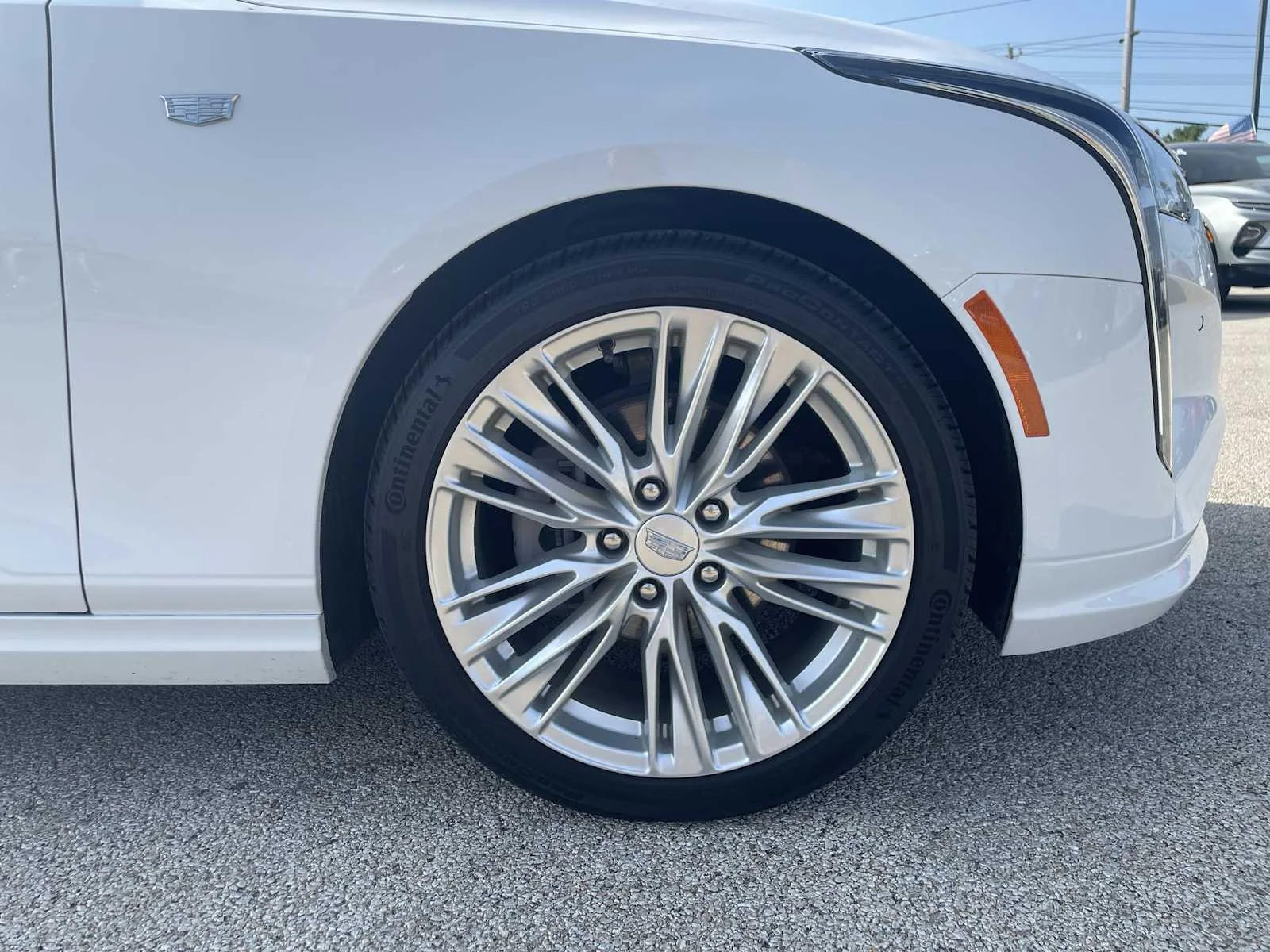 Used 2024 Summit White Cadillac Premium Luxury image 32