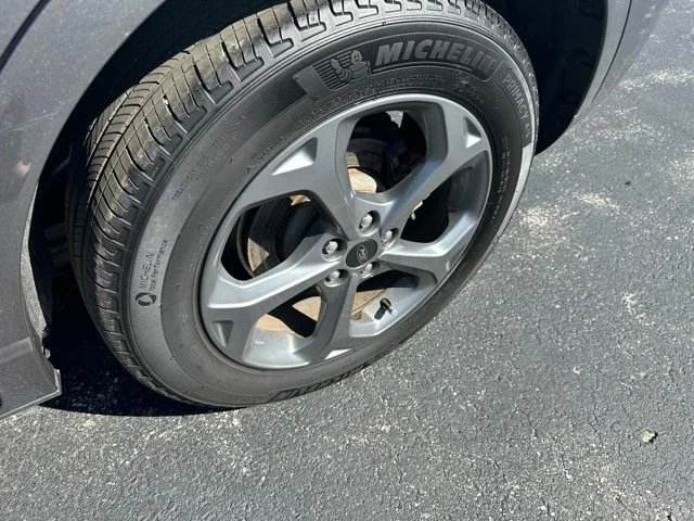 Used 2023 Gray Ford ST-Line image 29