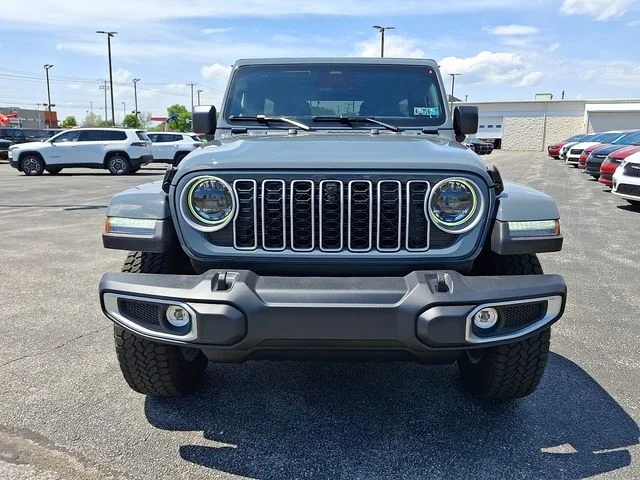 New 2026 Gray Jeep Sahara image 2