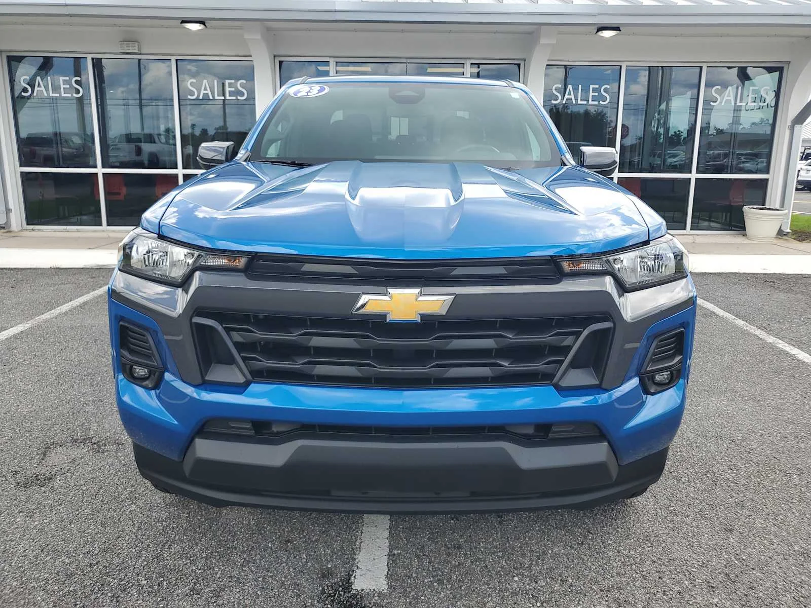 Used 2023 GLACIER BLUE METALLIC Chevrolet 2WD LT image 12