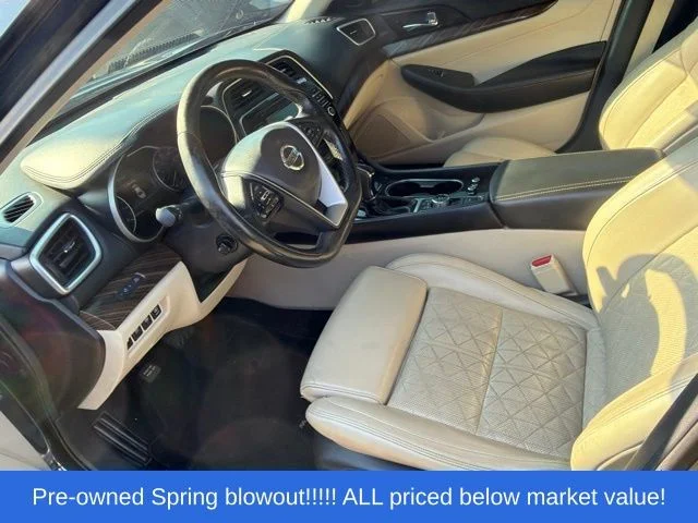 Used 2016 Blue Nissan Platinum image 16