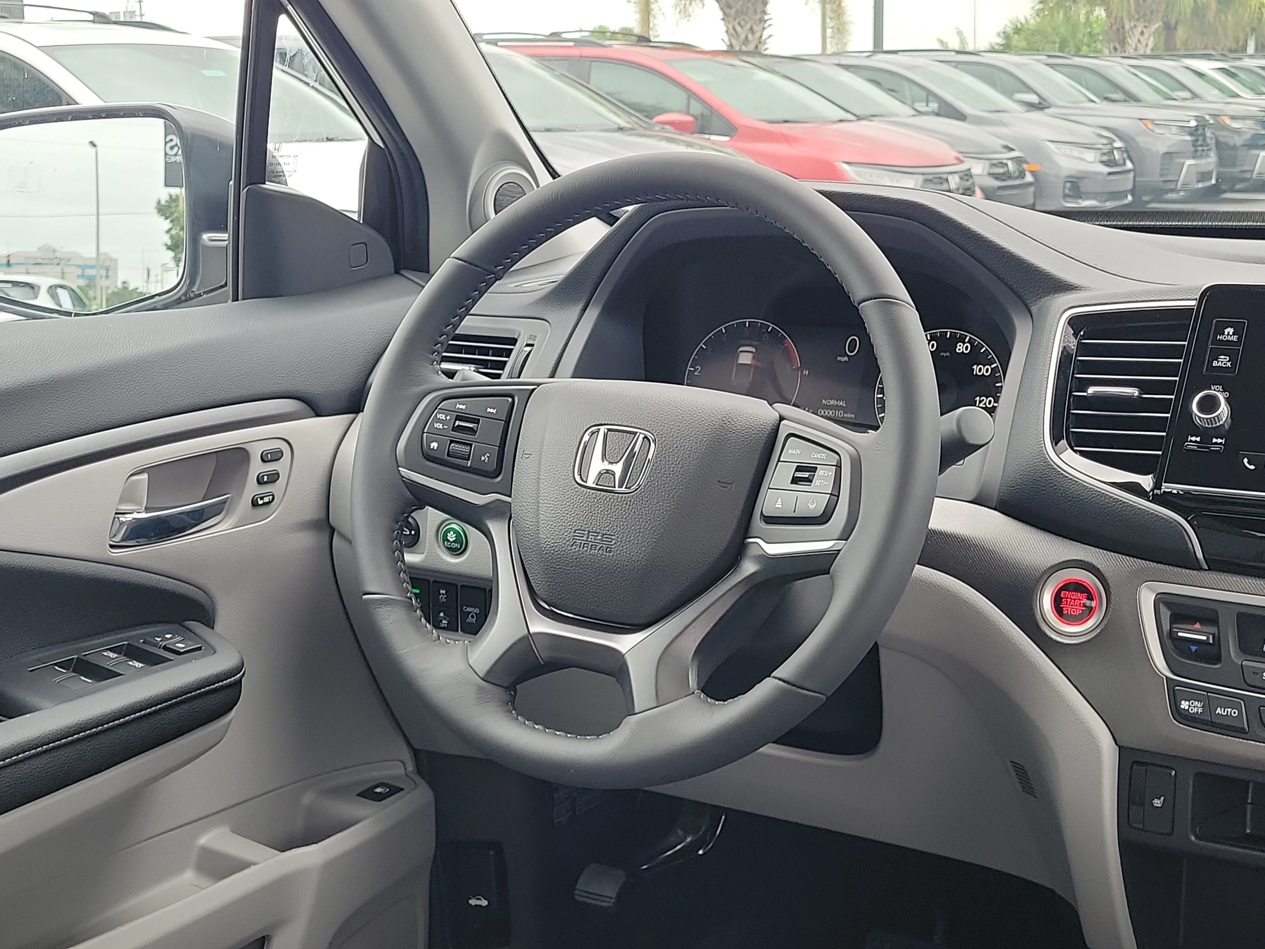Certified Used 2026 Platinum White Pearl Honda RTL image 4