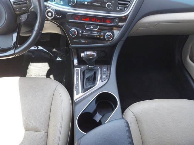 Used 2015 Black Kia EX image 10
