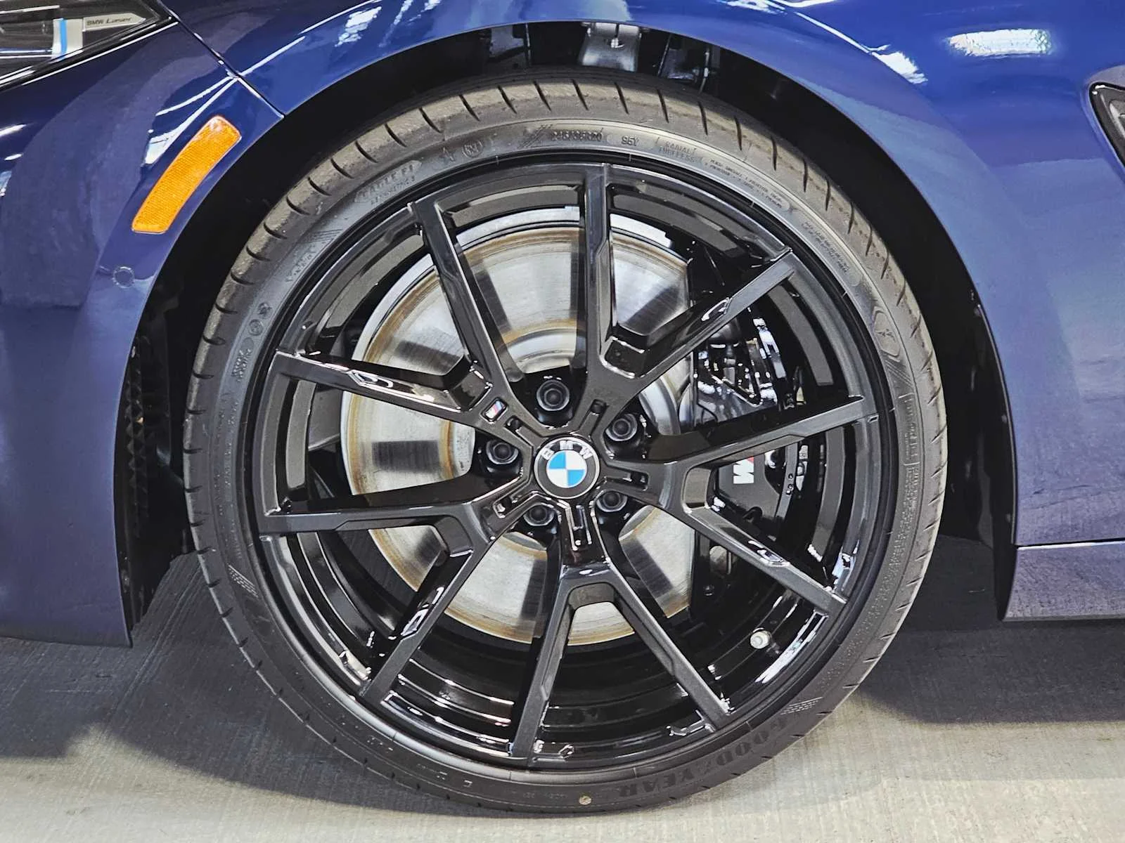 New 2026 Tanzanite Blue II Metallic BMW xDrive image 8