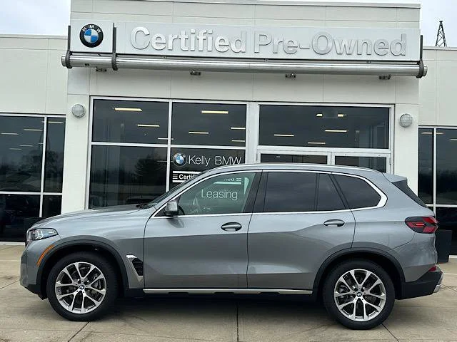 Certified Used 2026 Skyscraper Grey Metallic BMW xDrive40i image 5