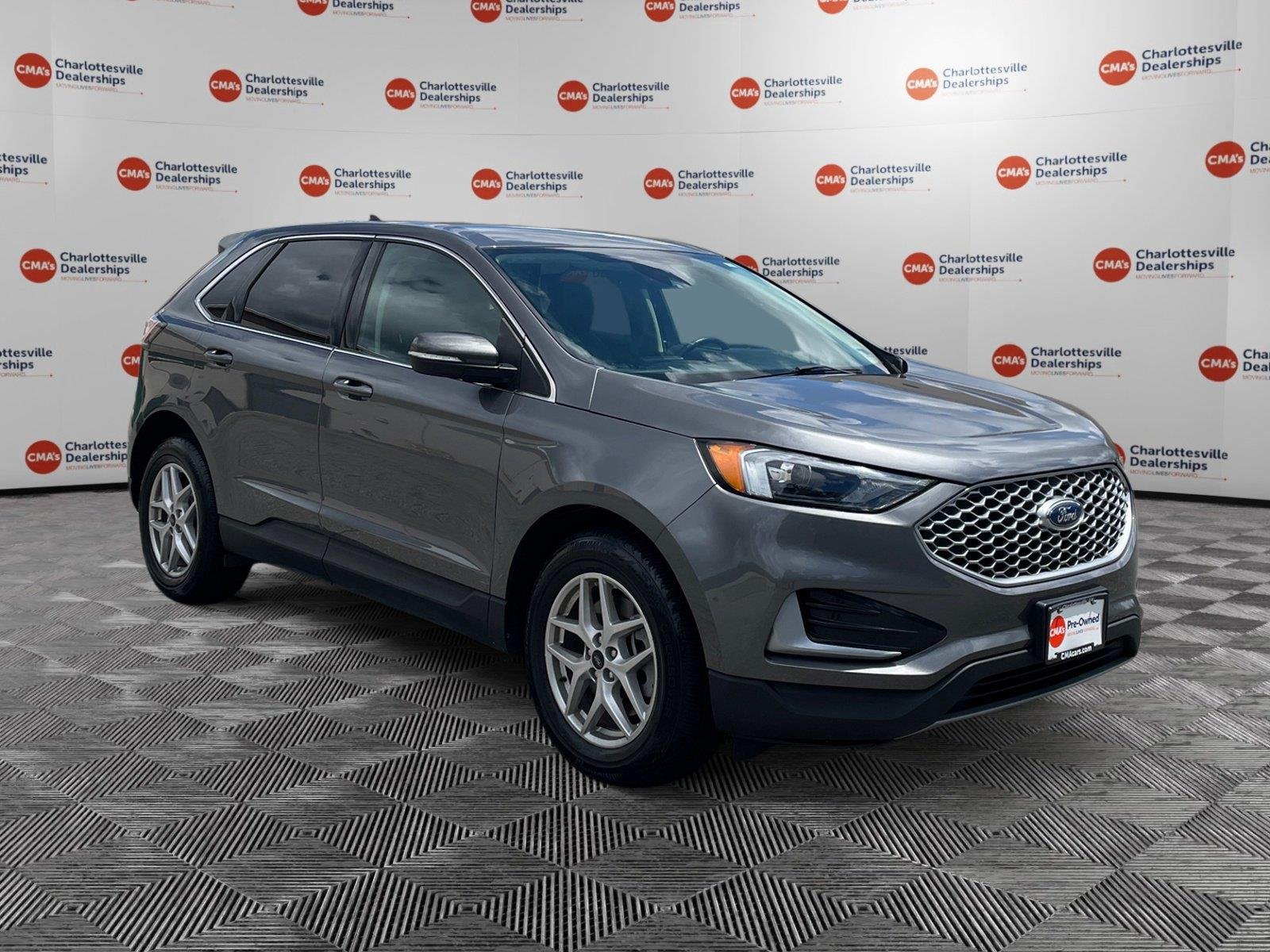 Used 2024 Carbonized Gray Ford SEL image 7