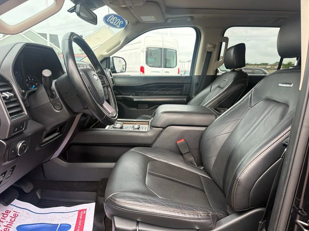 Used 2020 Black Ford Platinum image 27