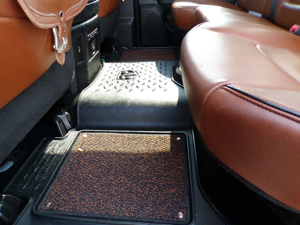 Used 2013 Black Gold Pearlcoat Ram Laramie Longhorn image 20