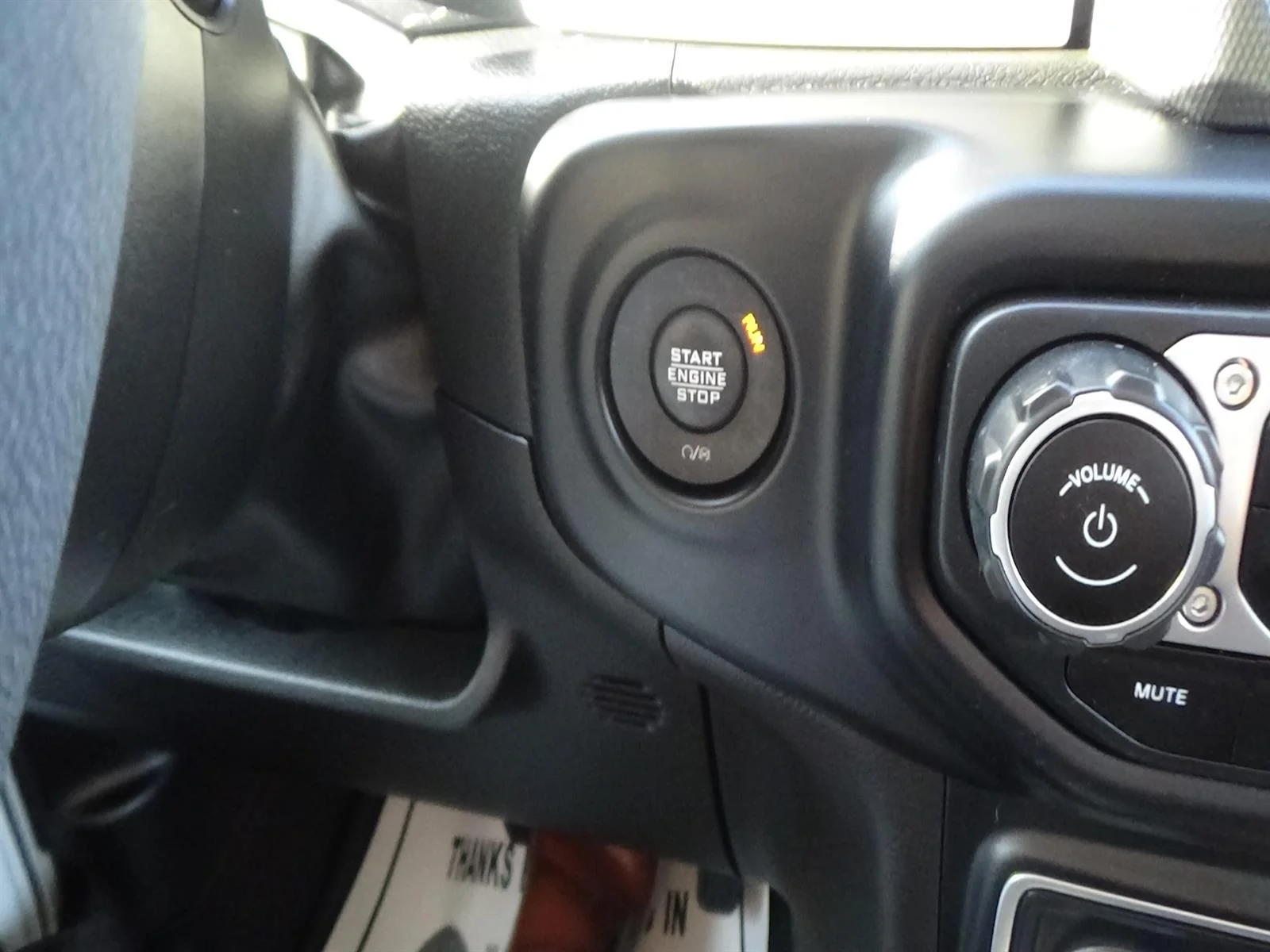 Used 2023 Bright White Clear Coat (pw7) Jeep High Altitude image 18