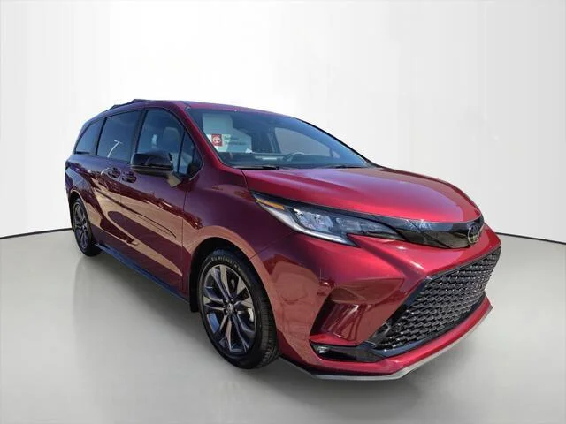 Certified Used 2026 Ruby Flare Pearl Toyota XSE 7-Passenger image 7
