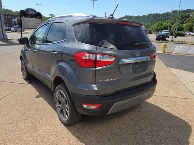 Used 2019  Ford Titanium image 5