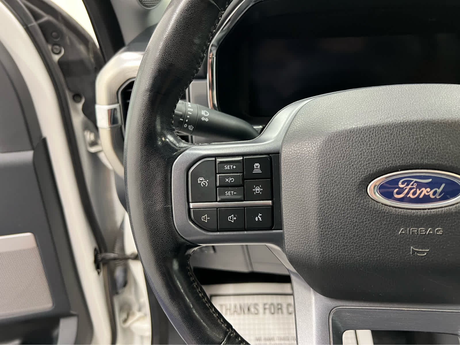 Used 2023 Star White Metallic Tri-Coat Ford LARIAT image 7