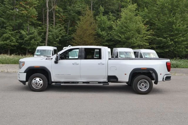 Used 2020 White GMC Denali image 4