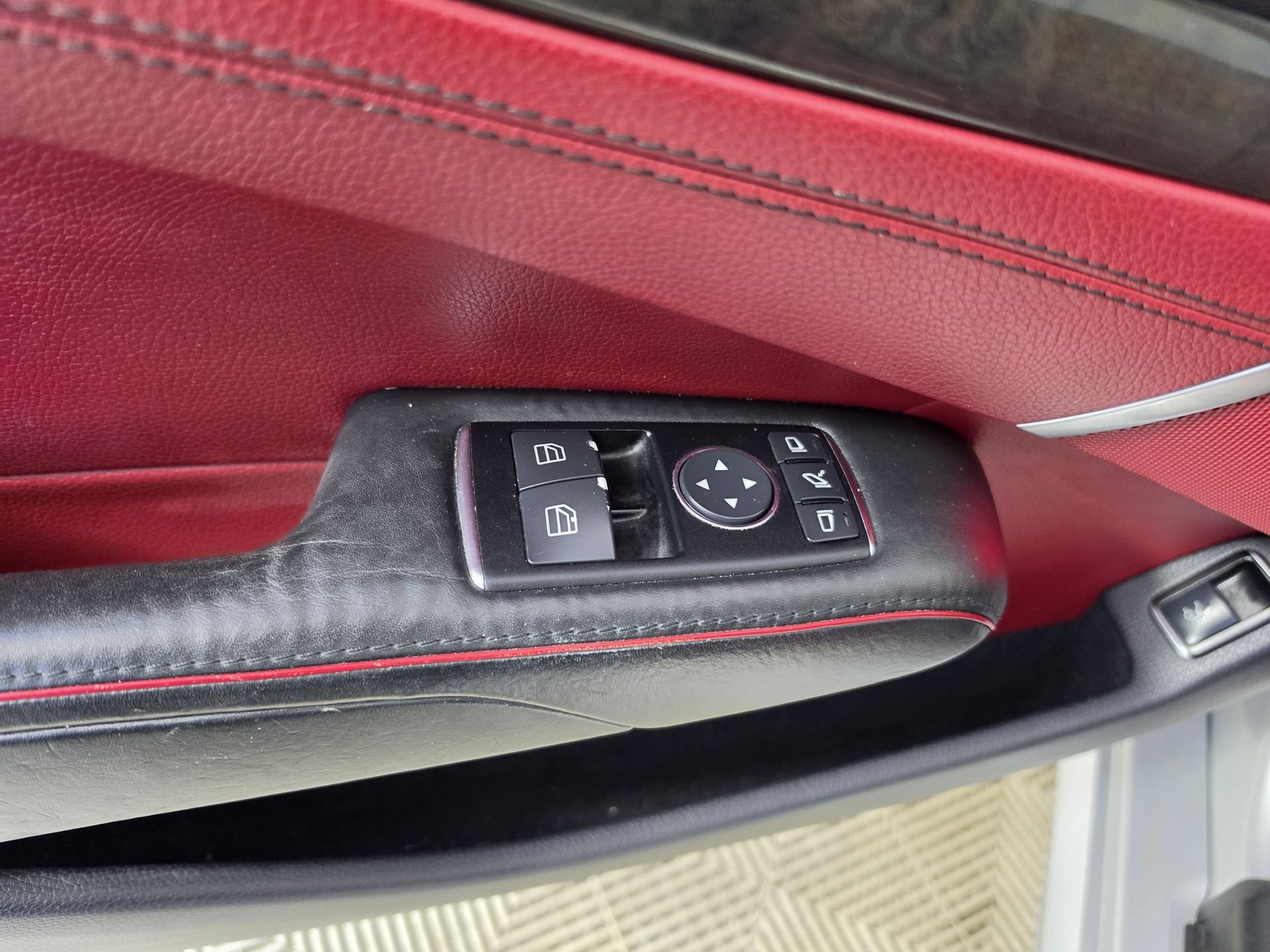 2013 Mercedes-Benz SL-Class SL550 - Photo 6