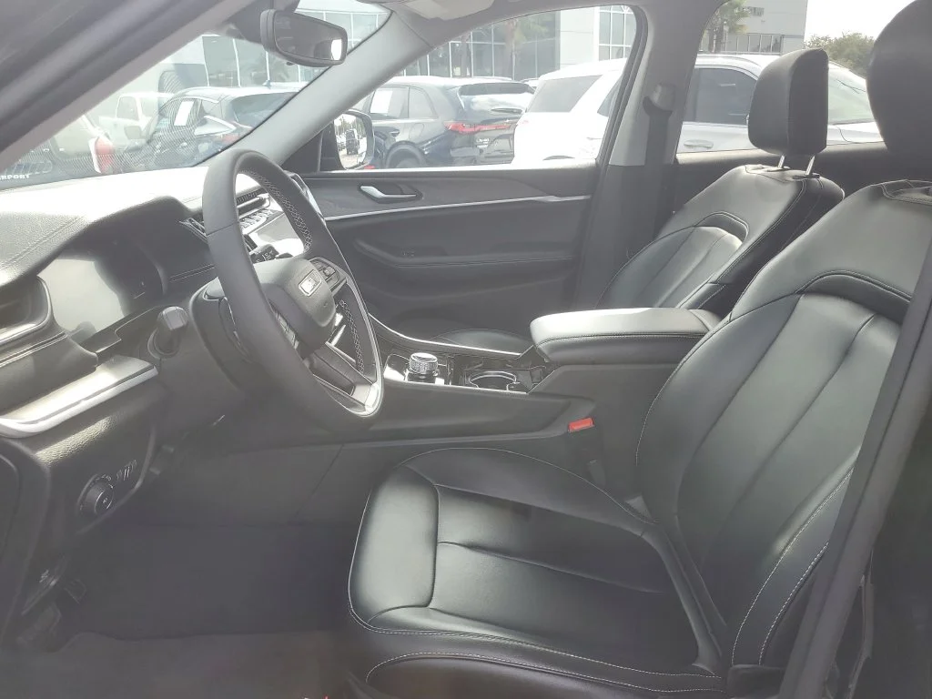 Used 2023 Black Jeep Limited image 13