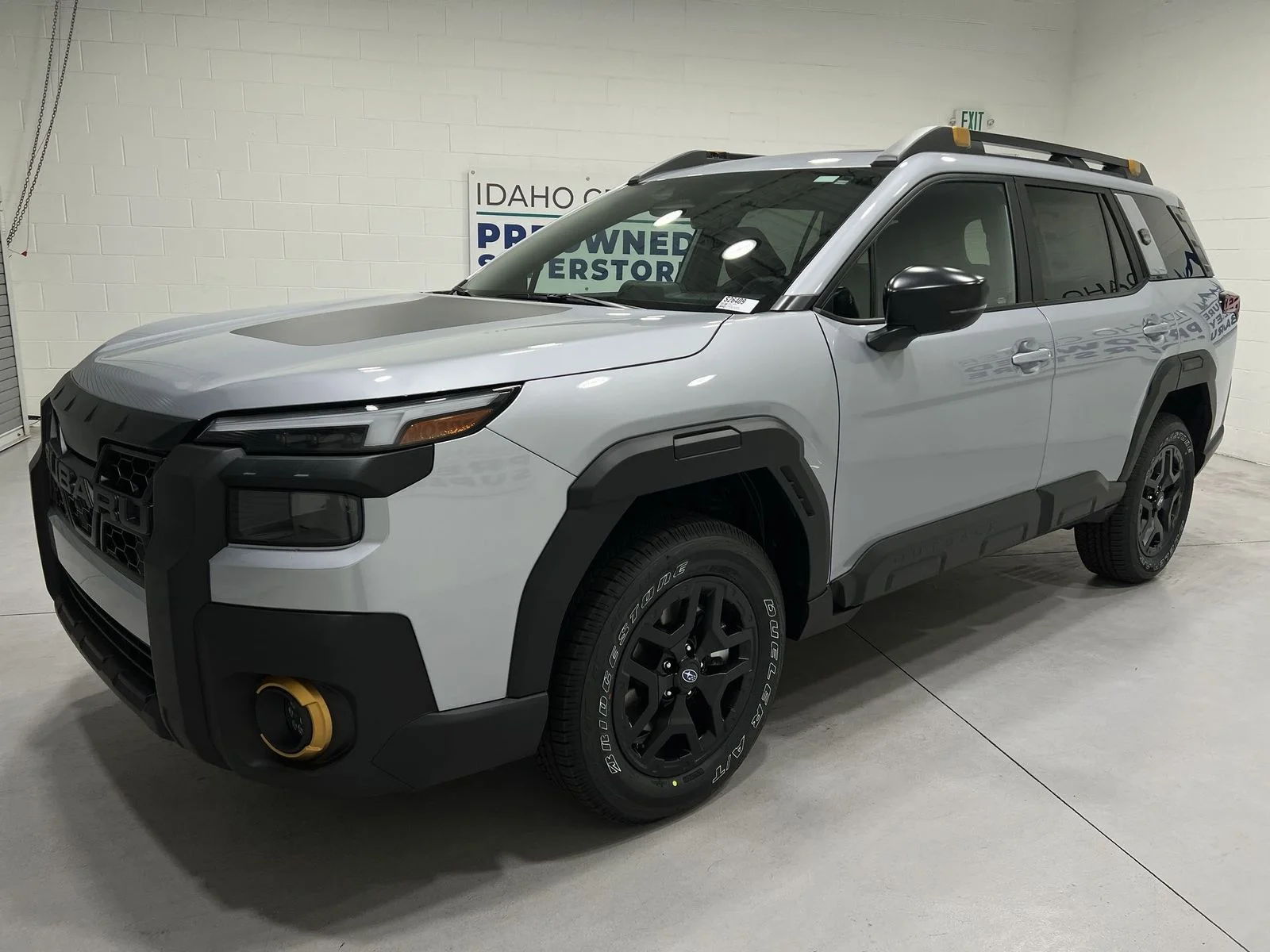 New 2026 ICE SILVER METALLIC Subaru Wilderness image 4