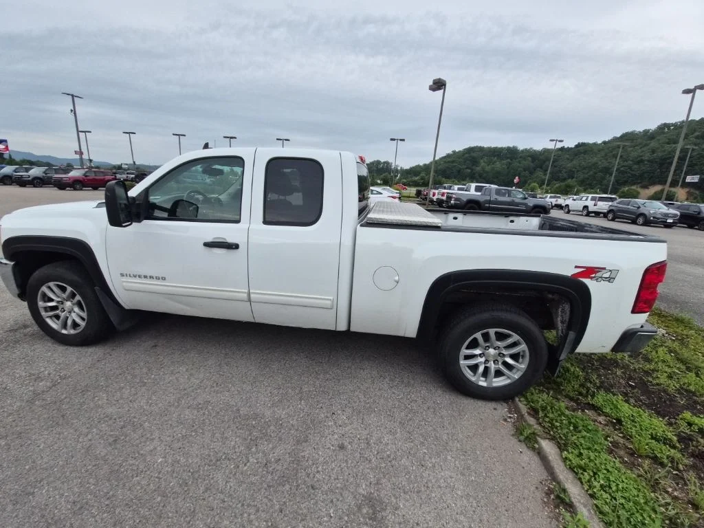 Used 2012 Summit White Chevrolet LT image 11