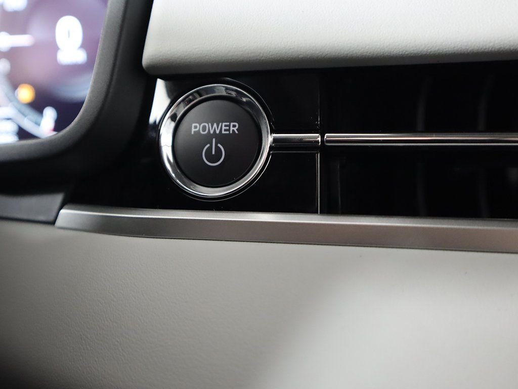 2025 Mitsubishi Outlander Plug-in Hybrid Platinum Edition - Photo 44