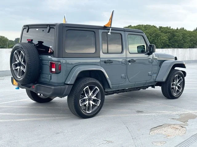 Used 2024 Gray Jeep Sport S 4xe image 8