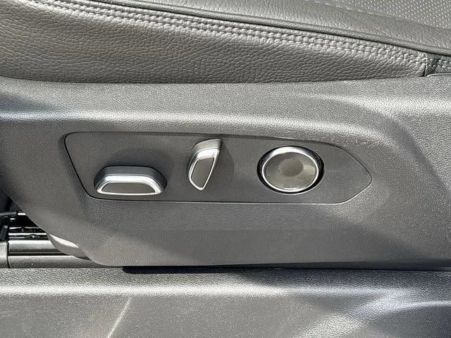 New 2026 Glacier White Tricoat GMC Denali image 22