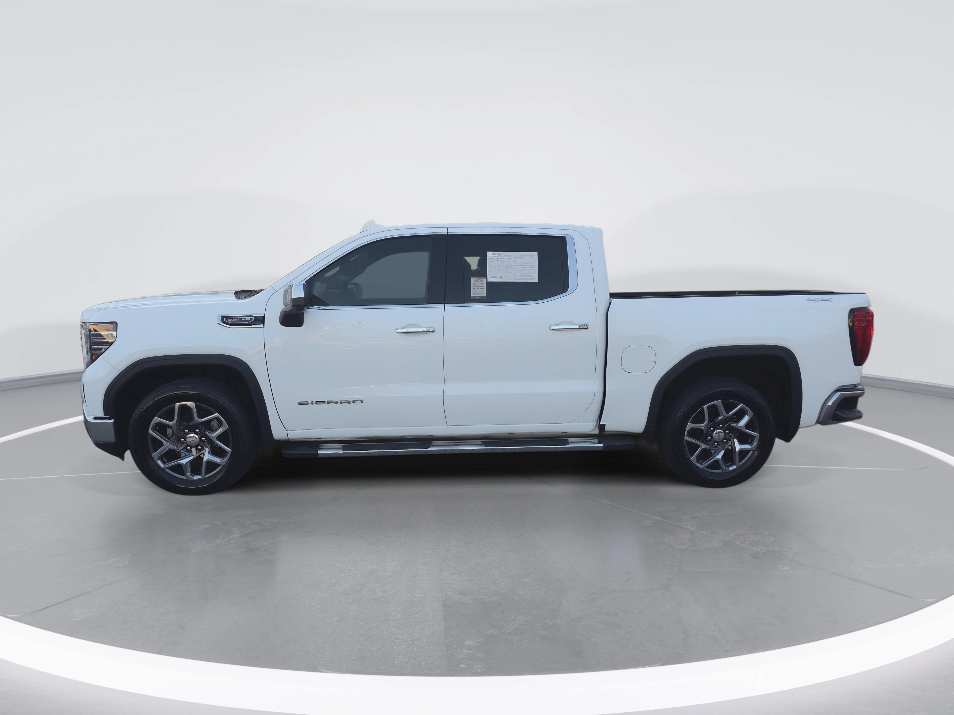 Used 2024 Summit White GMC SLT image 6