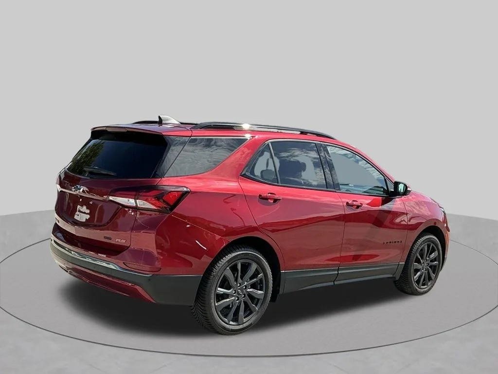 Used 2023 Red Chevrolet RS image 11
