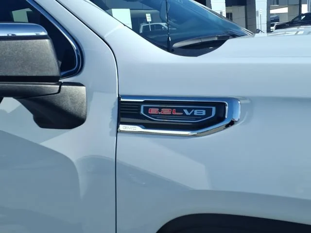 Used 2026 Glacier White Tricoat GMC Denali image 4