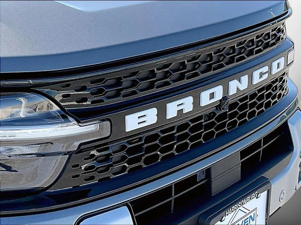 New 2026 Carbonized Gray Metallic Ford Outer Banks® image 33