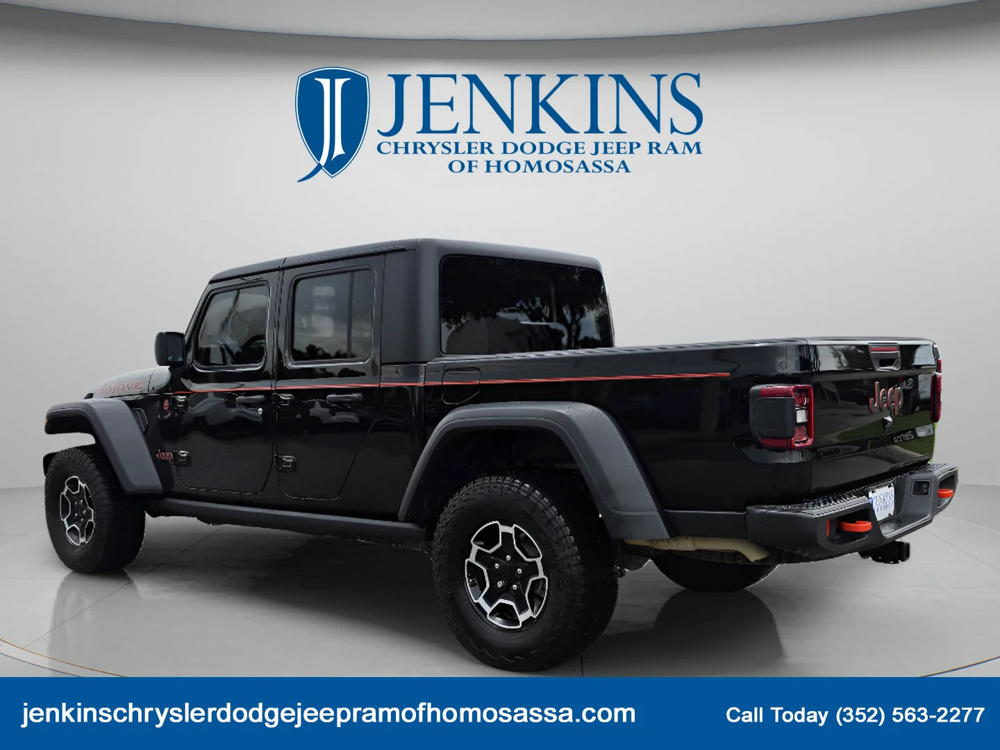 Used 2023 Black Clearcoat Jeep Mojave image 8