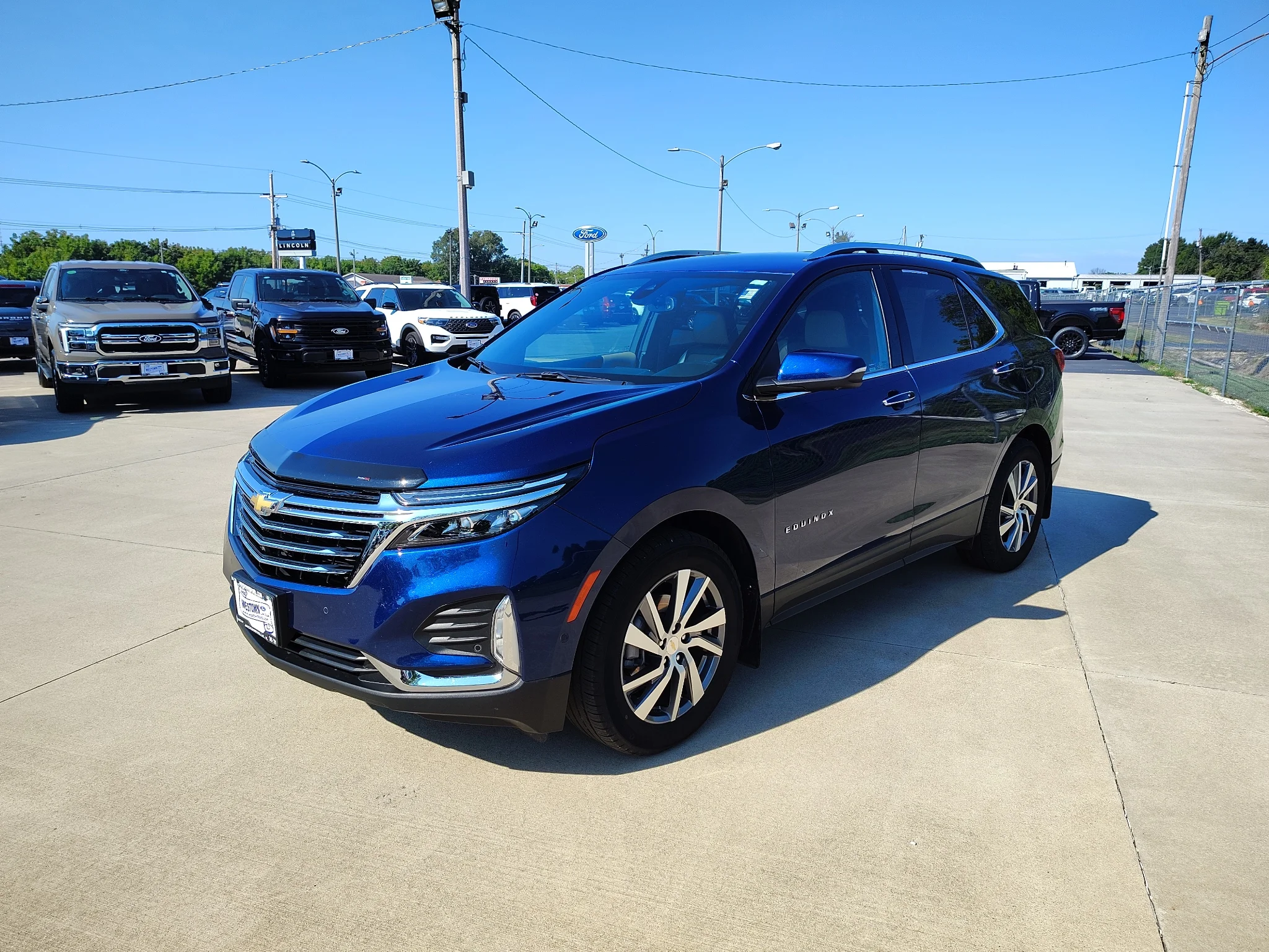 Used 2023 Blue Glow Metallic Chevrolet Premier image 7