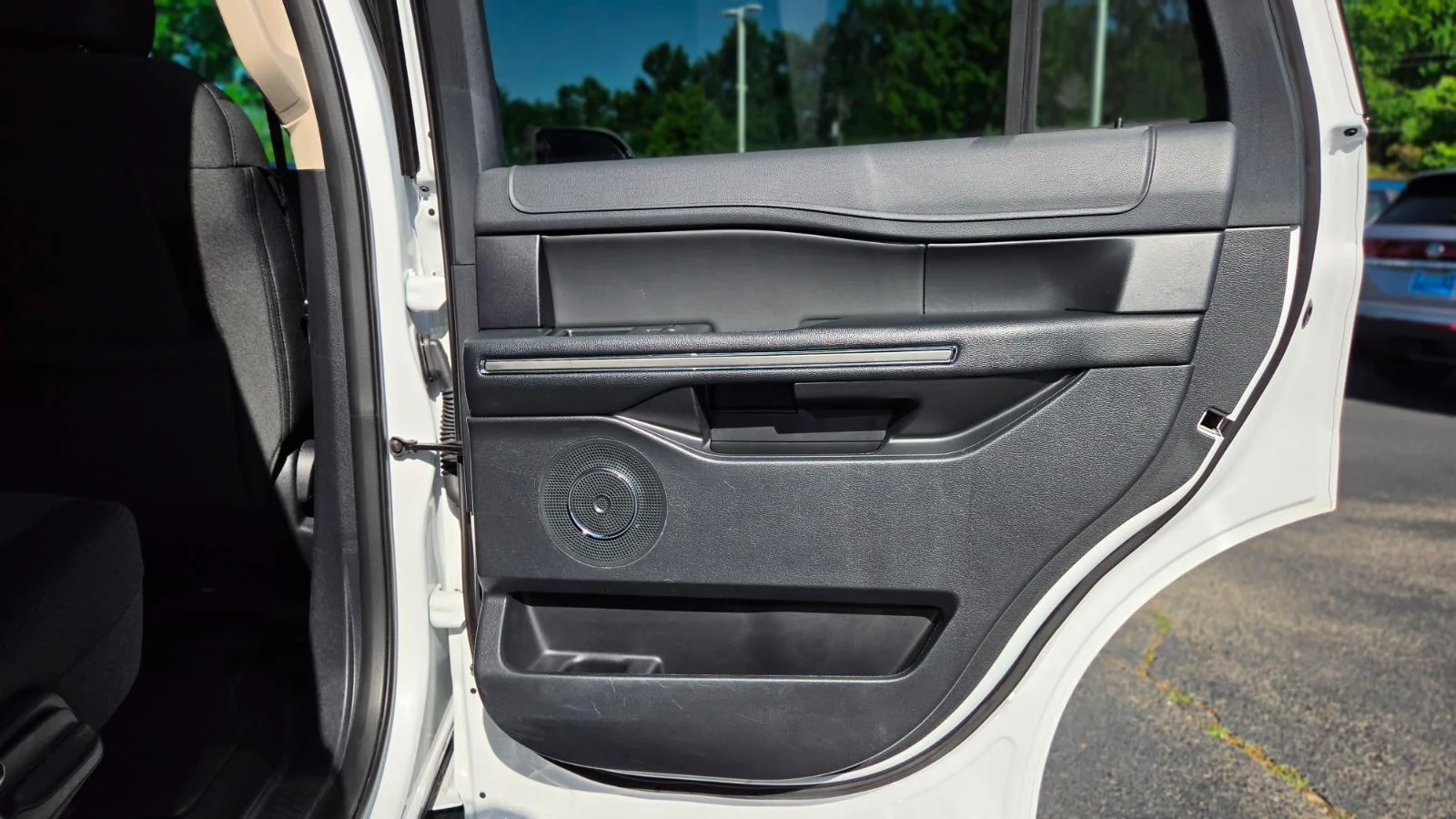 Used 2024 Oxford White Ford XLT image 58
