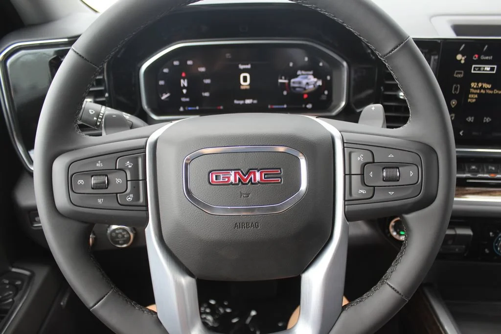 New 2026 Onyx Black GMC Elevation image 19