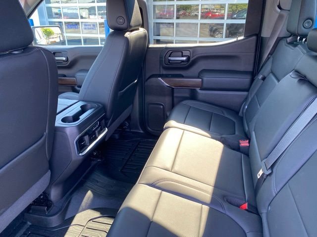 Used 2020 Black GMC SLT image 31