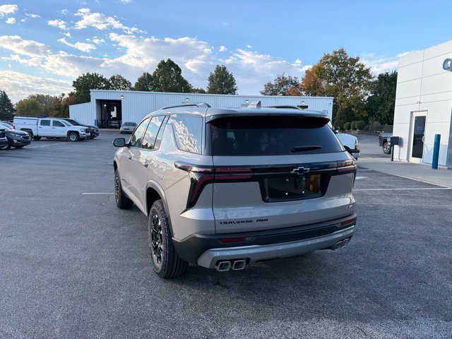 2027 Chevrolet Traverse Z71 - Photo 8