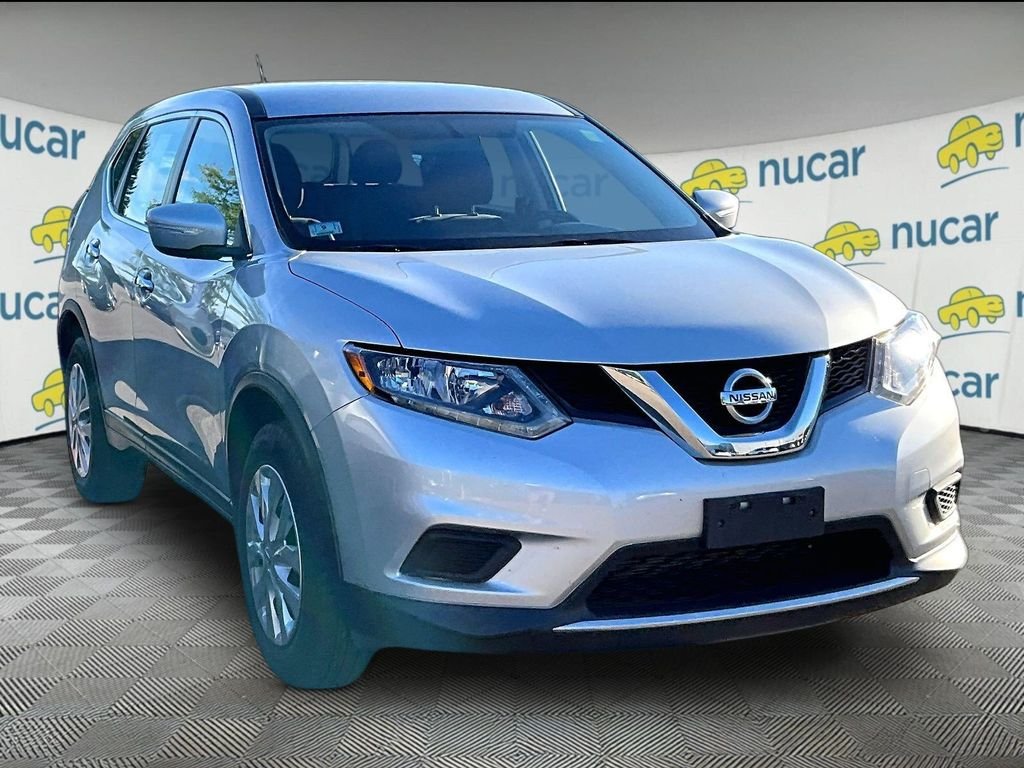 Used 2015 Silver Nissan S image 1