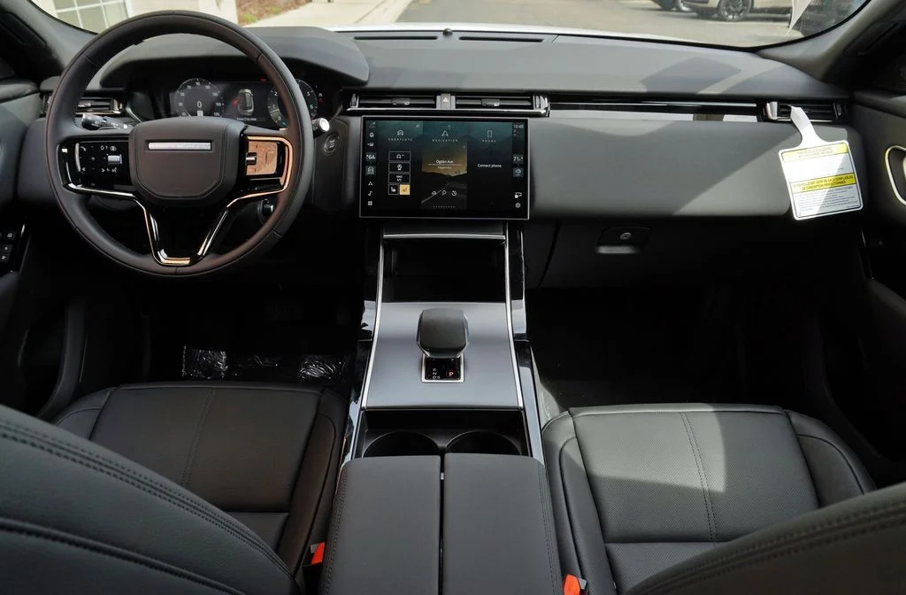 Used 2026 White Land Rover S image 9