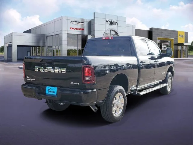 New 2026 Diamond Black Crystal Pearl-Coat Exterior Paint RAM Big Horn image 4
