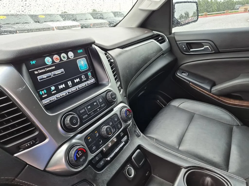 Used 2019 SHADOW GRAY METALLIC Chevrolet LT image 28