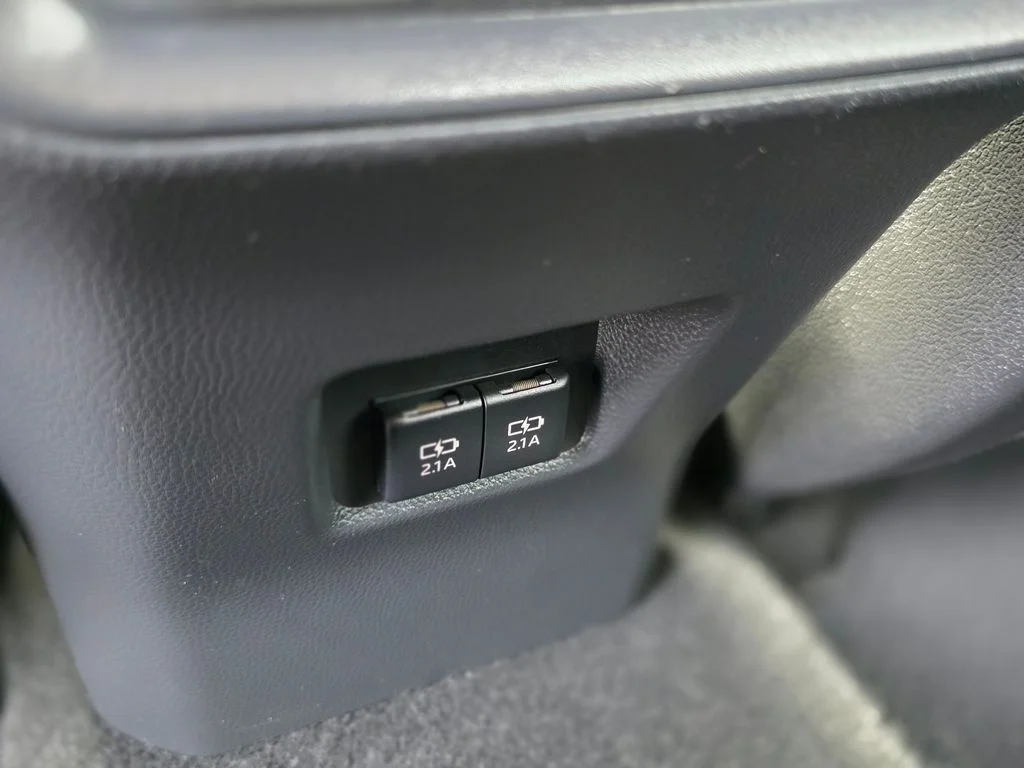 2020 Toyota RAV4 Limited - Photo 20