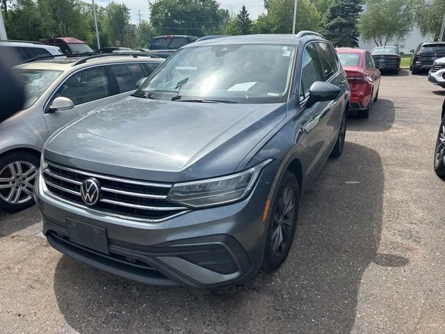 2022 Volkswagen Tiguan 2.0T SE 4Motion's photo