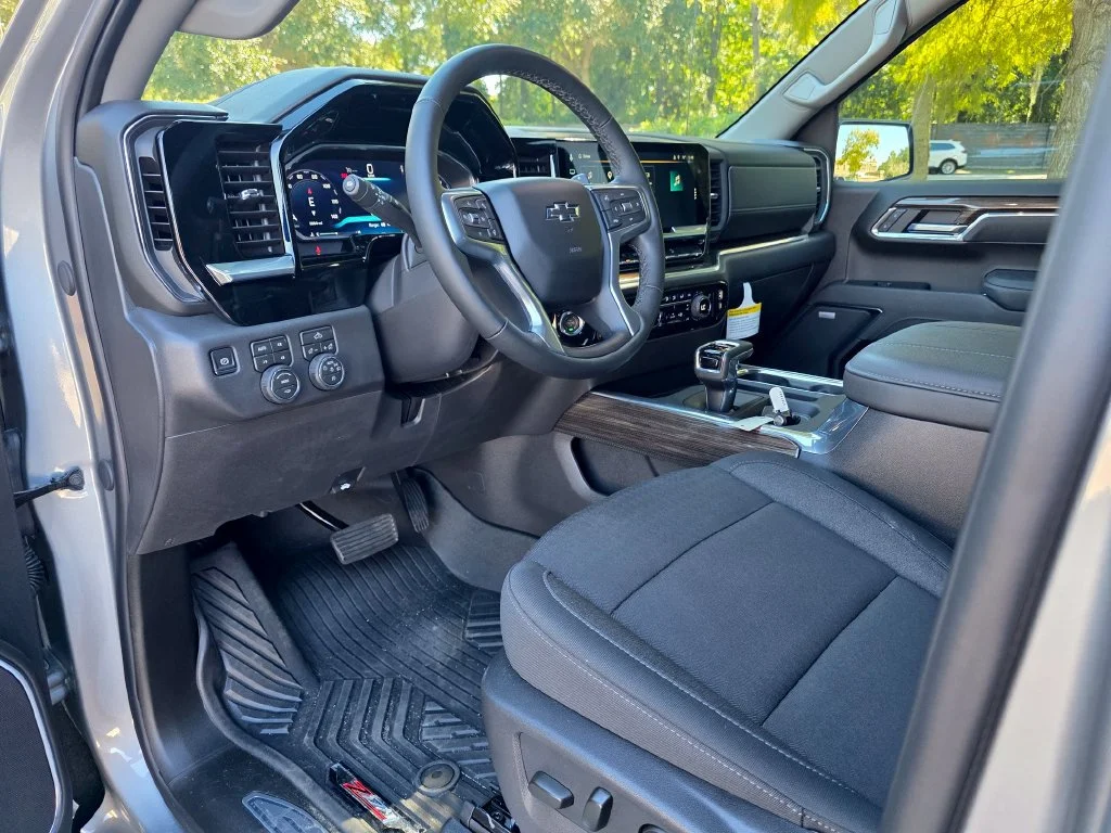 Used 2026 Sterling Gray Metallic Chevrolet LT Trail Boss image 11